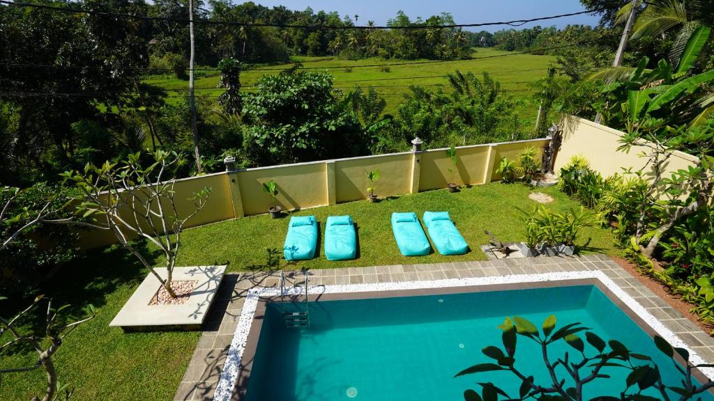 Kolam renang di atau dekat dengan OMA Hikkaduwa