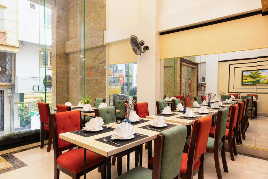 Posezení v ubytování Hanoi Central Hotel & Residences