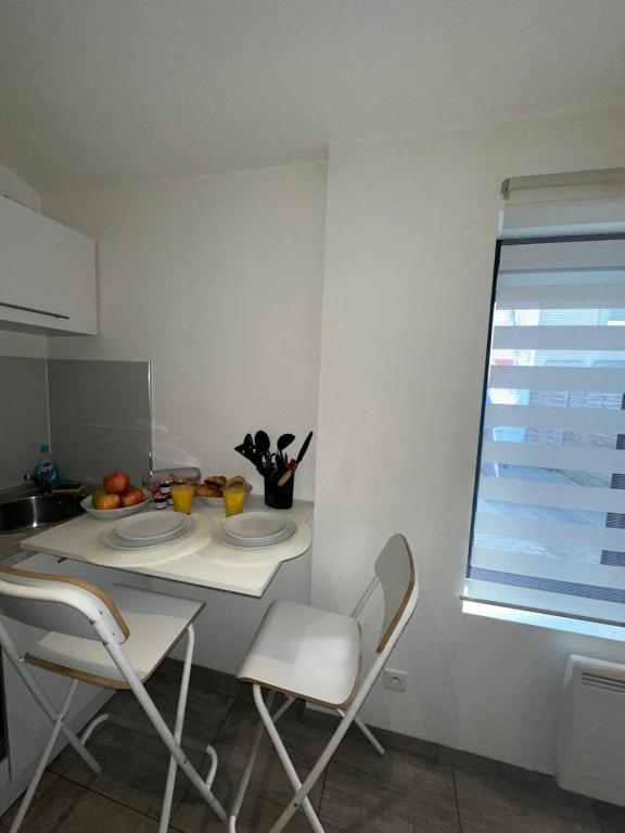 Le 6 - Joli petit studio, Centre ville - stationnement gratuit – photo 9