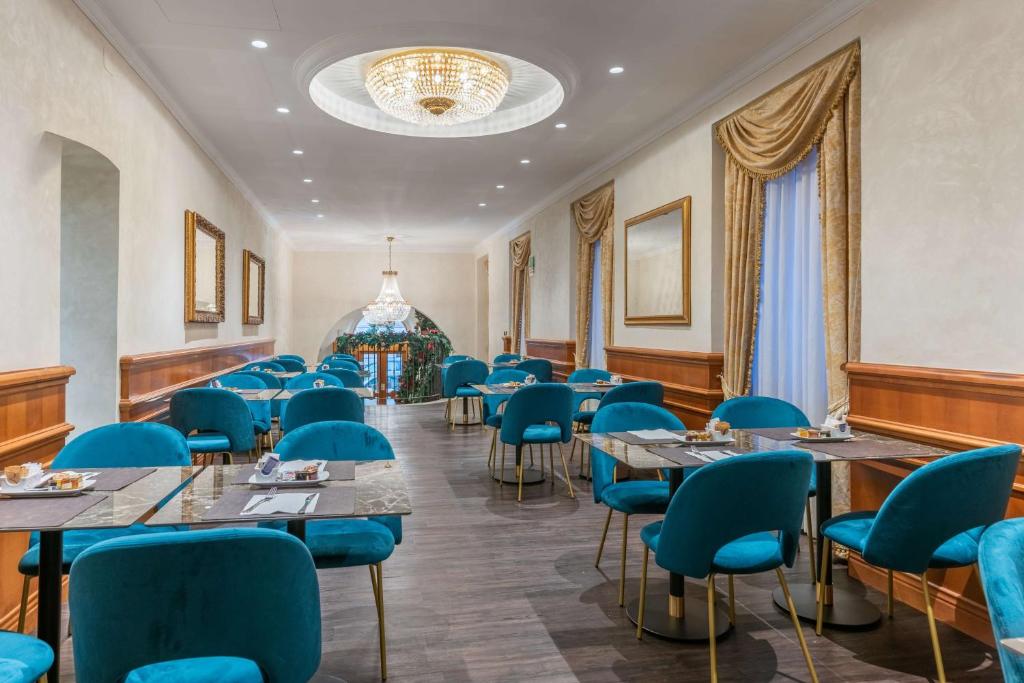 Posezení v ubytování Hotel Raffaello - Sure Hotel Collection by Best Western