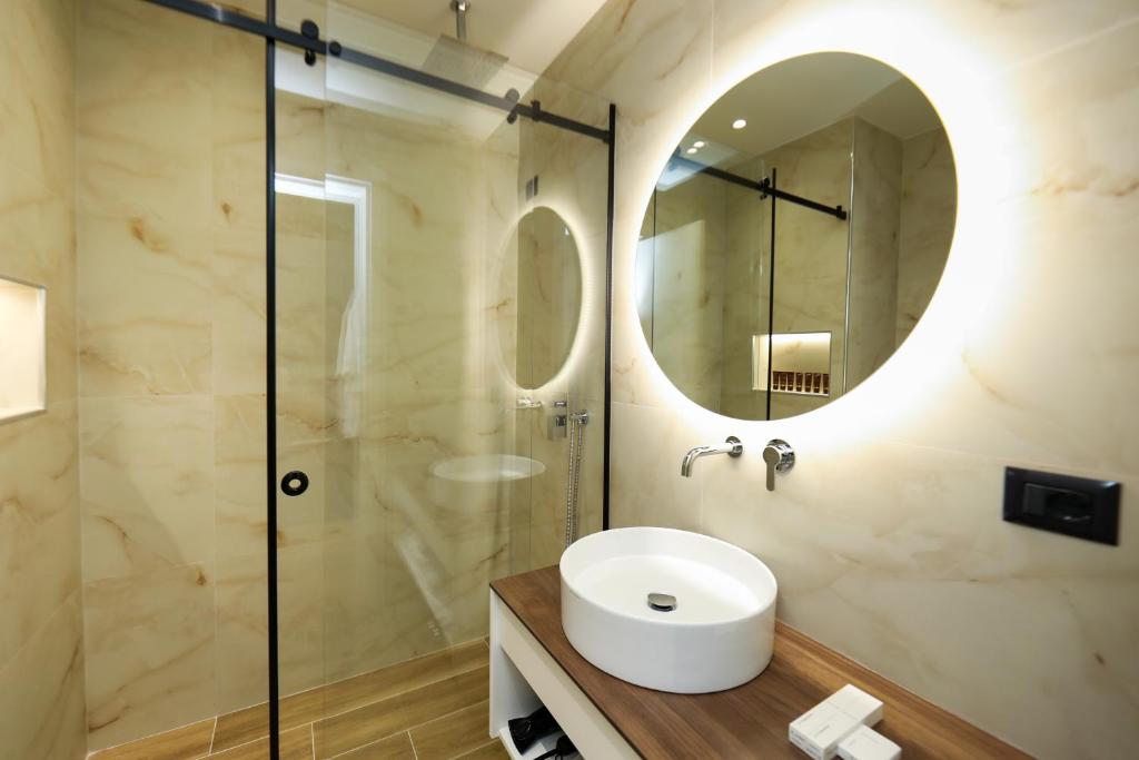 Koupelna v ubytování Hotel Adore