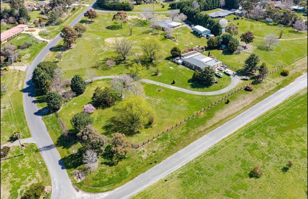 an aerial view of a park with a road at Blue Willow Estate Bathurst in Bathurst