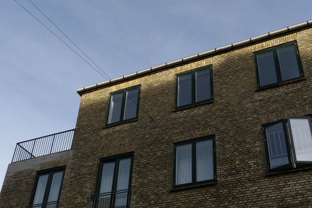 Budova, kde se aparthotel nachází