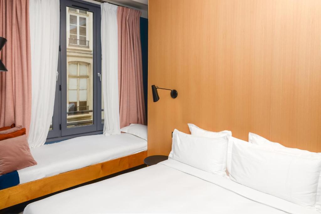 Hôtel Edgar & Achille - Resim 29