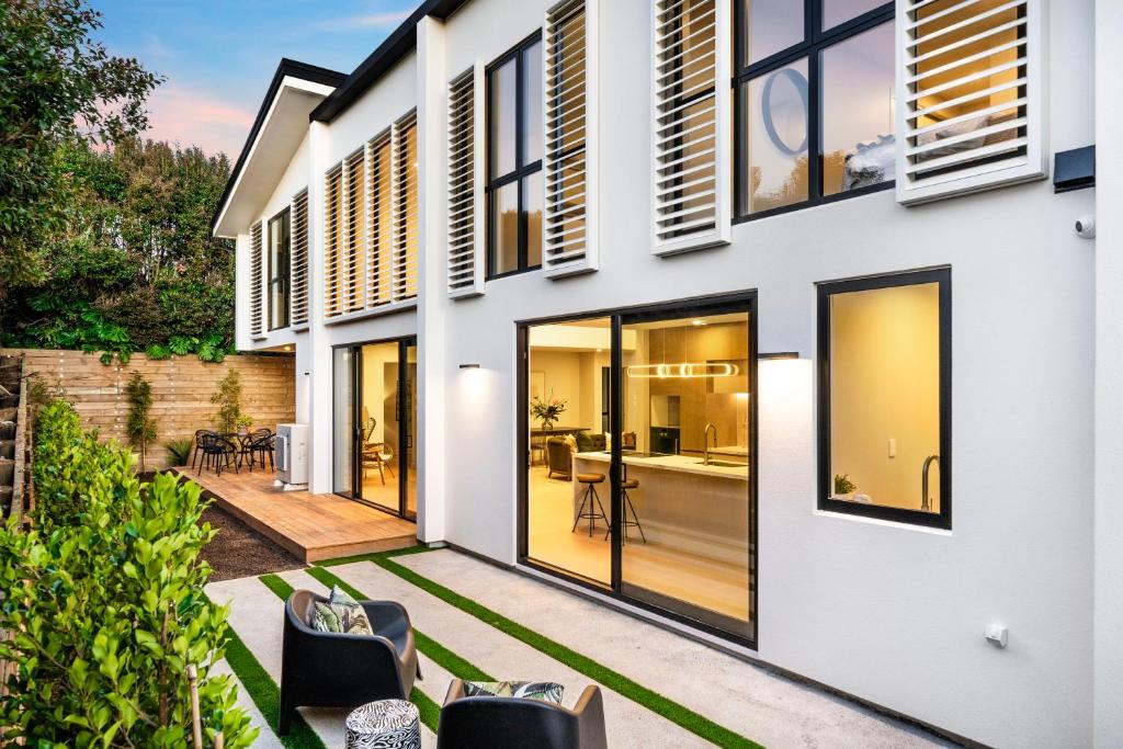 Brand new Luxury home in Remuera - Resim 6