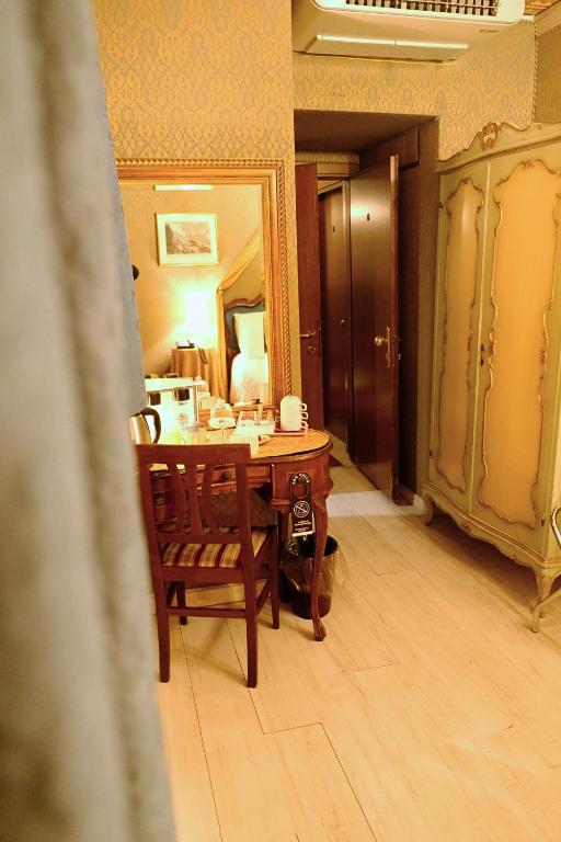 H O T E L S A N G A L L O l - Resim 17