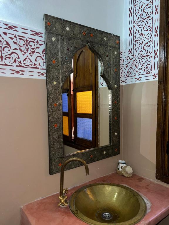 Koupelna v ubytování Riad La Perla Bianca