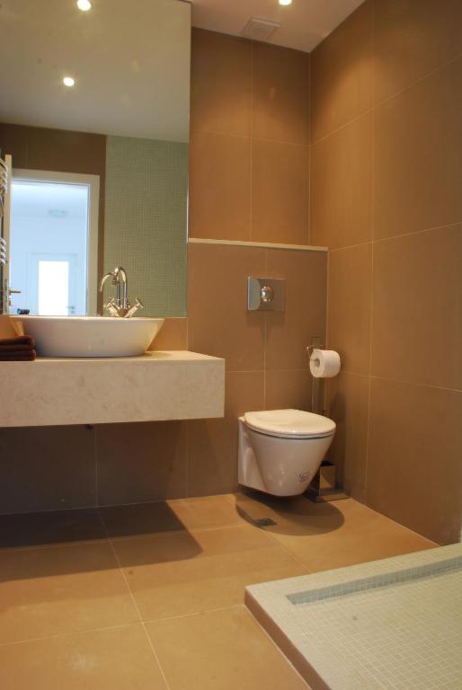 A bathroom at Bulhotel Pritzker Apartment