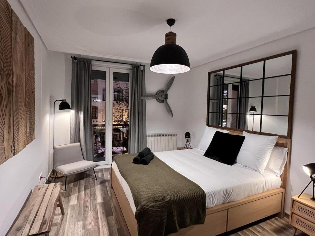 La Vinoteca del Artista, precioso y céntrico apartamento con Aire Acondicionado by Apartamentos Logrono