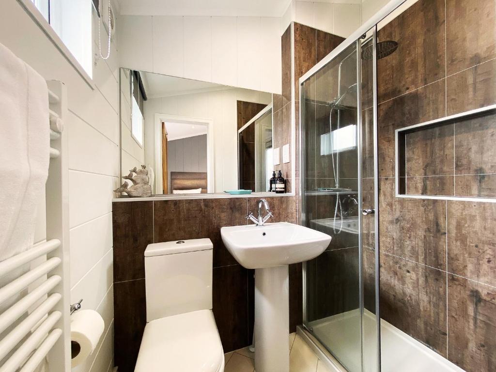 Alde Lodge by The Suffolk Cottage Collection 3