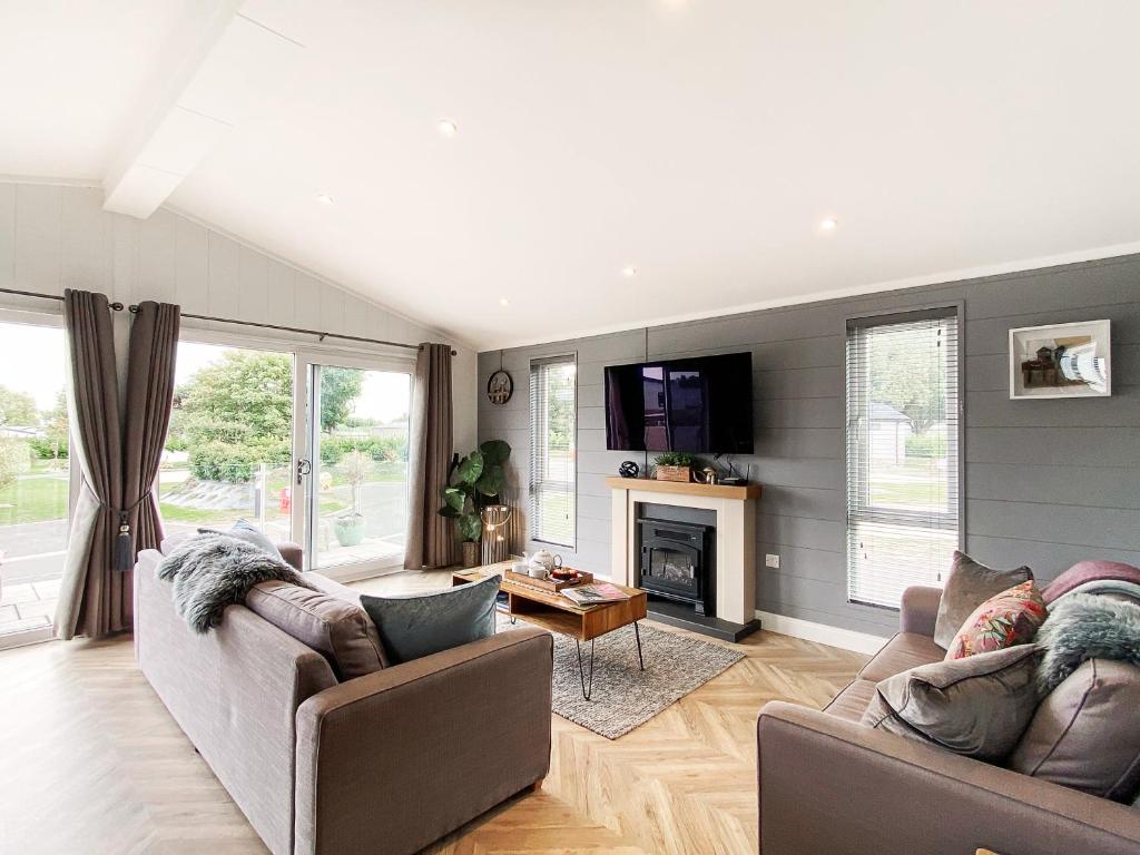 Alde Lodge by The Suffolk Cottage Collection 5