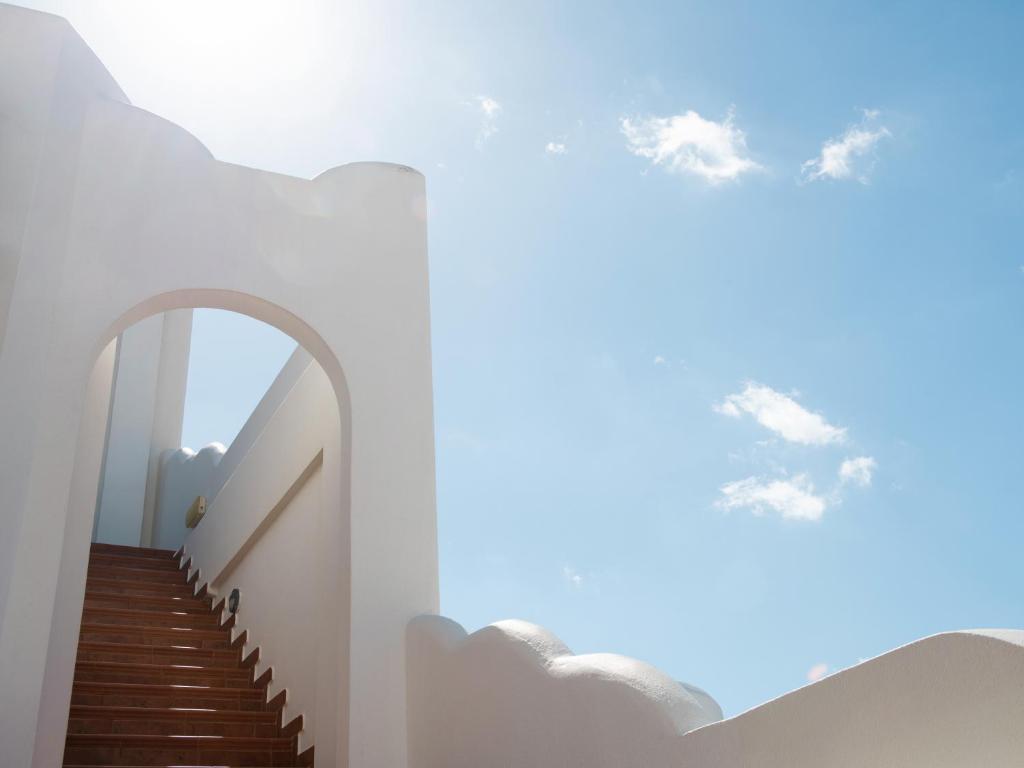 Dafnis Koufonisia - 8