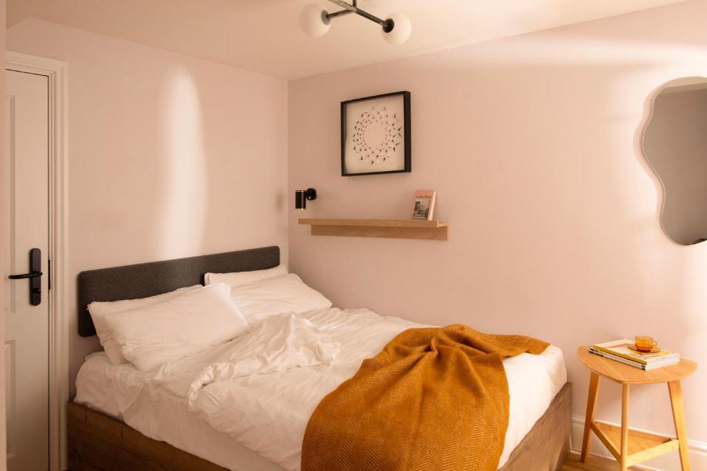 
Pocket - Lower Ground
