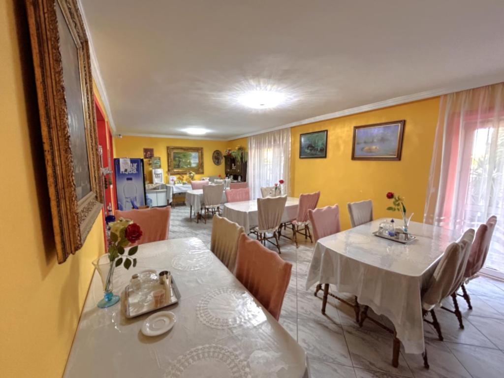 Hévíz Kristály Apartman - Resim 4