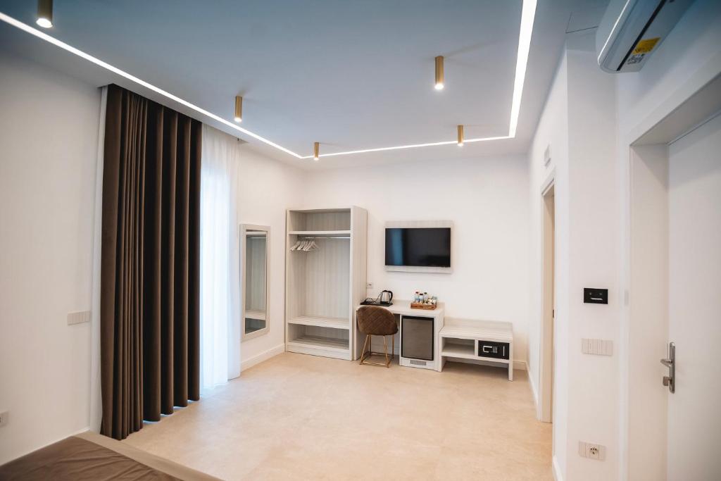Villa Florisia - Double Room With Terrace