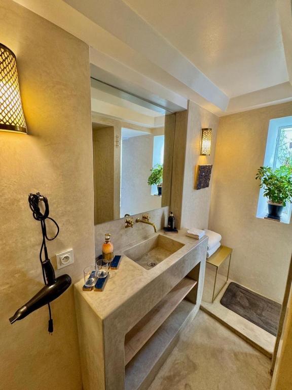 Riad privé luxe 3 chambres dans la médina de Marrakech y compris petit dejeuner — photo 4