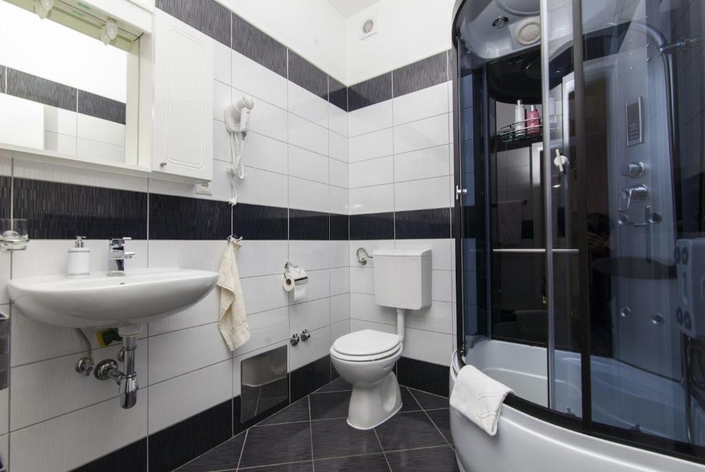 Kúpeľňa v ubytovaní House JP