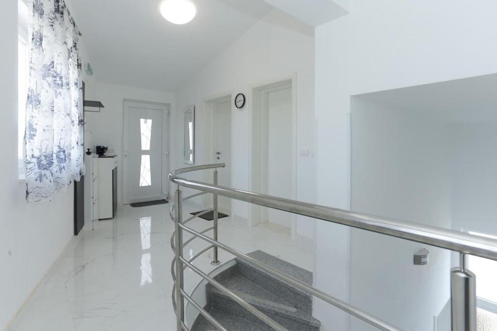 Kuchyň nebo kuchyňský kout v ubytování House Ivica