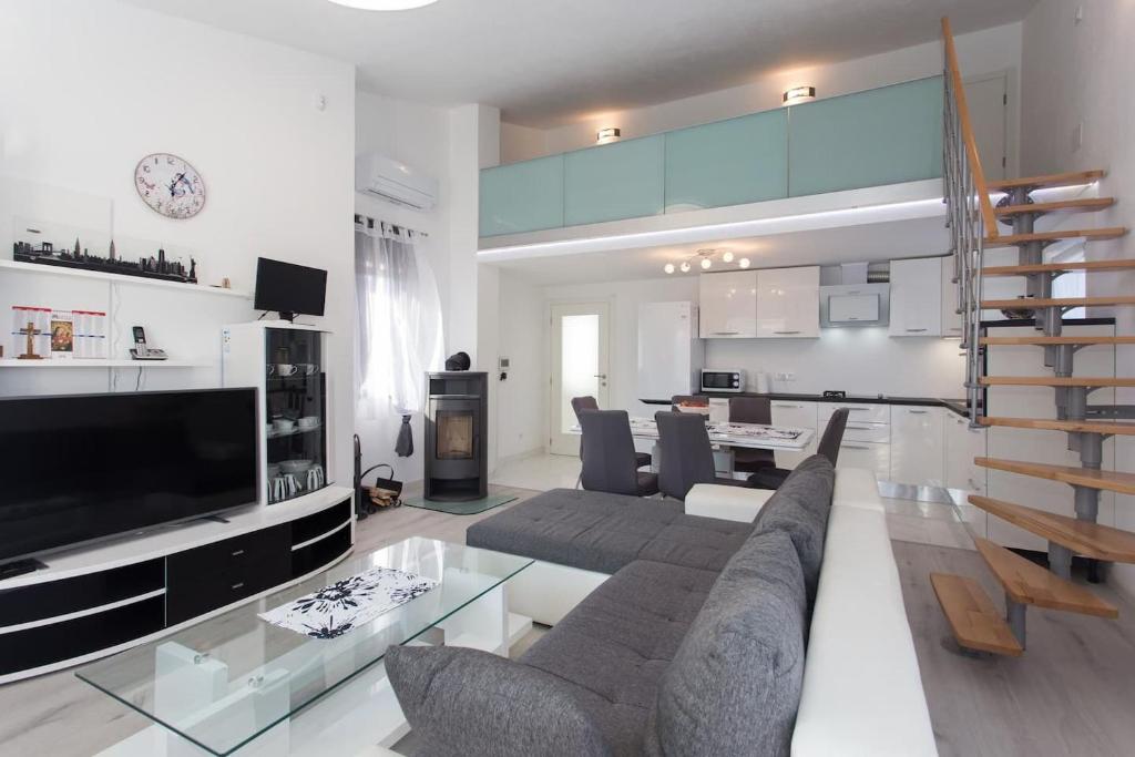 Kuchyň nebo kuchyňský kout v ubytování House Ivica