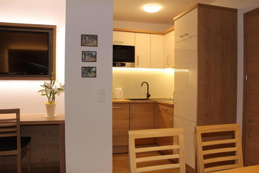 Kuchyňa alebo kuchynka v ubytovaní Gästehaus Auer
