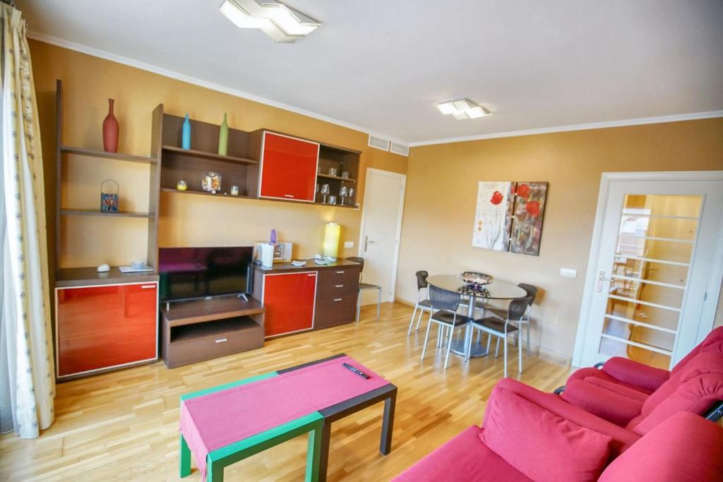 Kuchyňa alebo kuchynka v ubytovaní Modern apartment in Roquetas de Mar with sea view