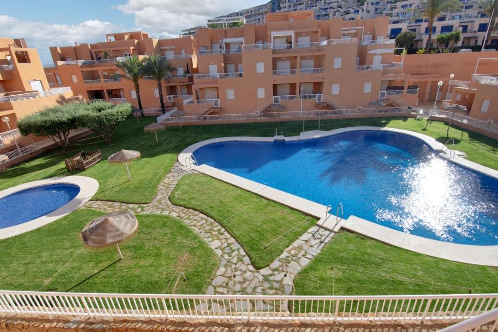 Basen w obiekcie Seaside Apartment in Mojácar + Pool lub w pobliżu