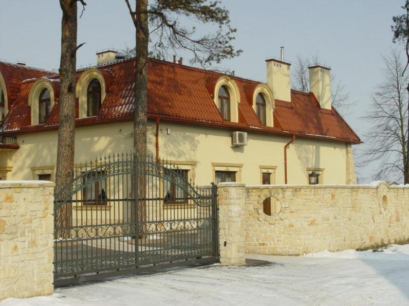 Fotografie z fotogalerie ubytování Kryształowy Pałacyk v destinaci Kozienice