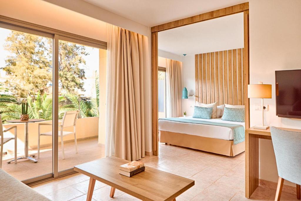 Zafiro Palmanova - Suite Com 1 Quarto
