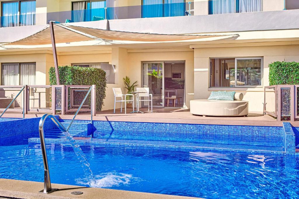 Zafiro Palmanova - Um Quarto Suite Swim Up