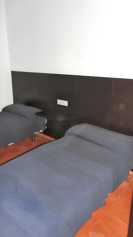 Posteľ alebo postele v izbe v ubytovaní Authentic Chalet in Grazalema with Private Pool