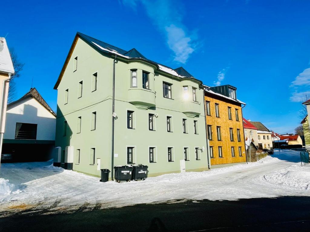 Budova, kde se apartmán nachází