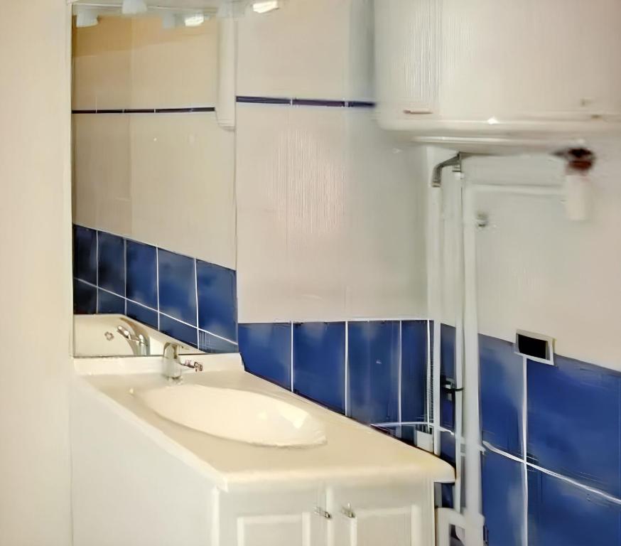 Koupelna v ubytování Appartement face à la mer à La Trinité – 70 m² – Terrasse