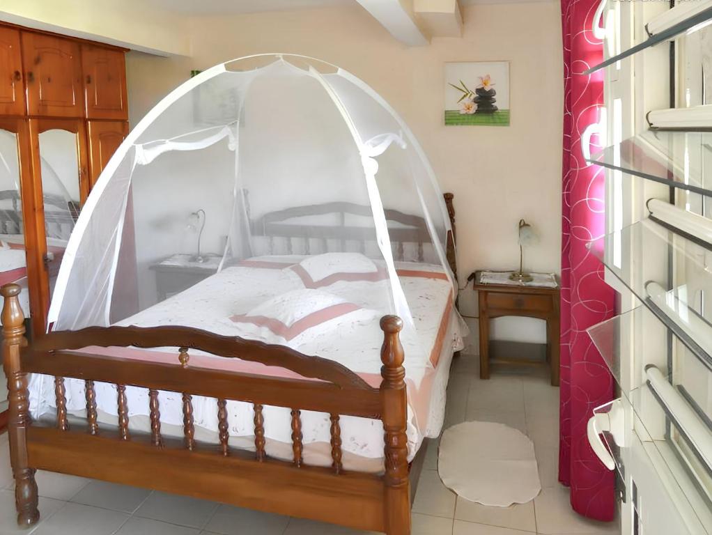 Appartement douillet avec vue sur les montagnes au Vauclin - Housity