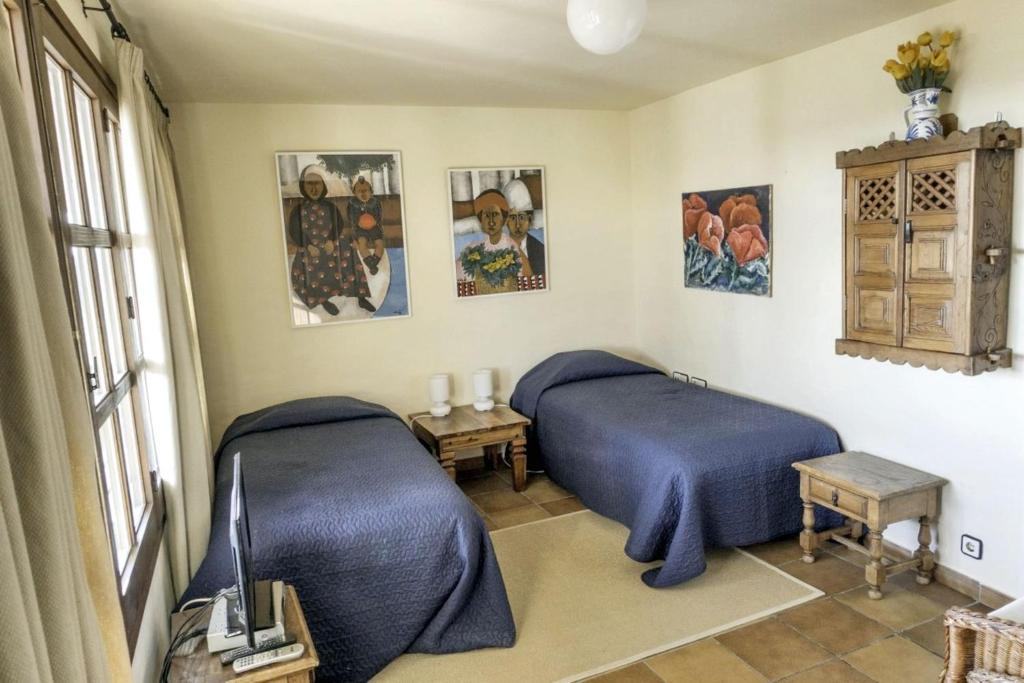 Fotografie z fotogalerie ubytování Spacious Apartment in San Pedro de Ribas with Shared Pool v destinaci Sant Pere de Ribes