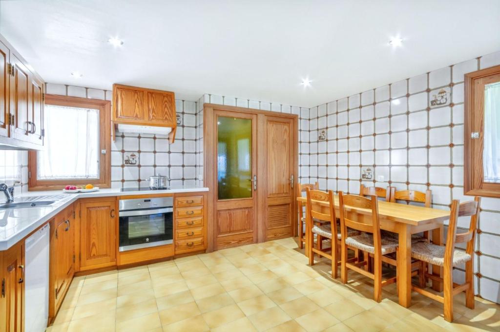 Kép Elegant Villa in Alcúdia with Private Pool szállásáról Alcudiában a galériában