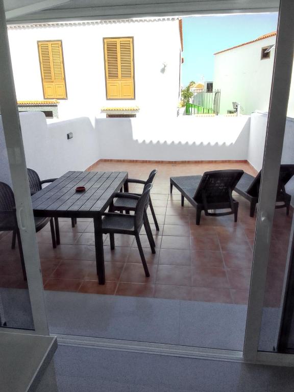 Posezení v ubytování Comfortable Apartment in Arona, 50 m², Shared Pool