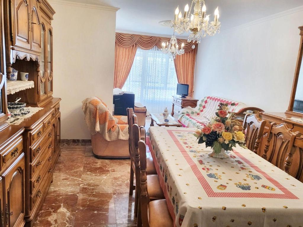 Χώρος καθιστικού στο Comfortable apartment in Vivero with balcony