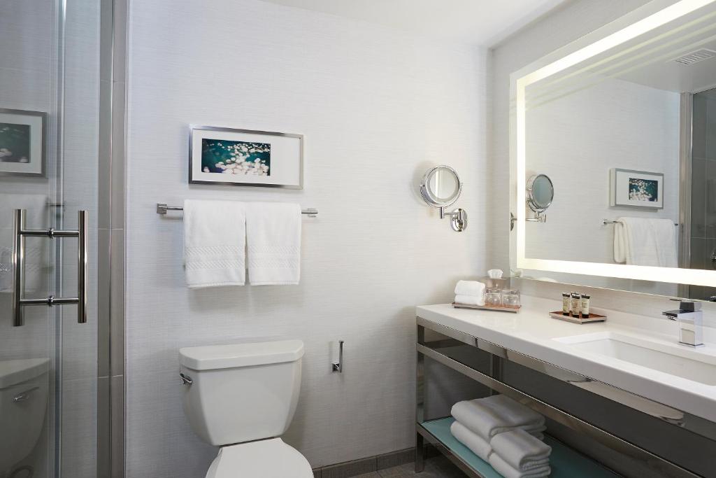 The Godfrey Hotel Boston photo