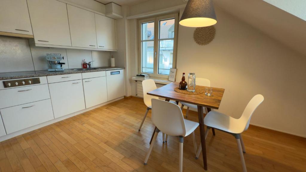 Kuchyň nebo kuchyňský kout v ubytování Home Affoltern