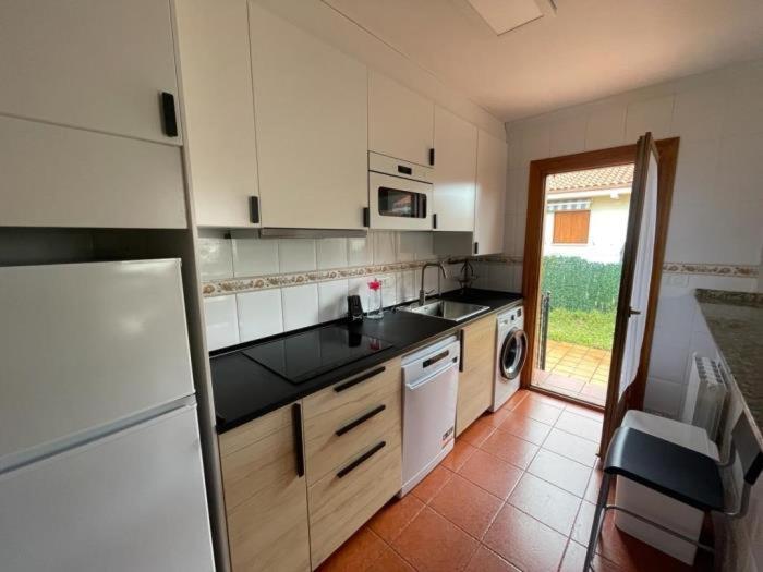 Kuchyň nebo kuchyňský kout v ubytování Casa Mira Mijedo