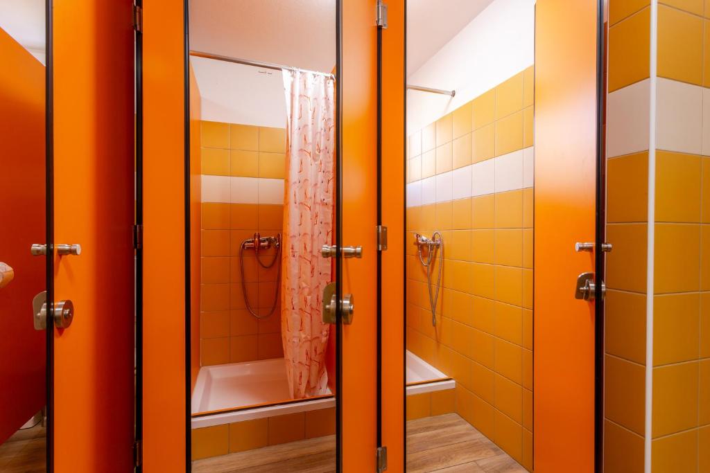 Koupelna v ubytování Yapka Rooms