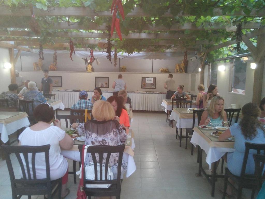 Restaurace v ubytování Kleopatra Sahara Hotel