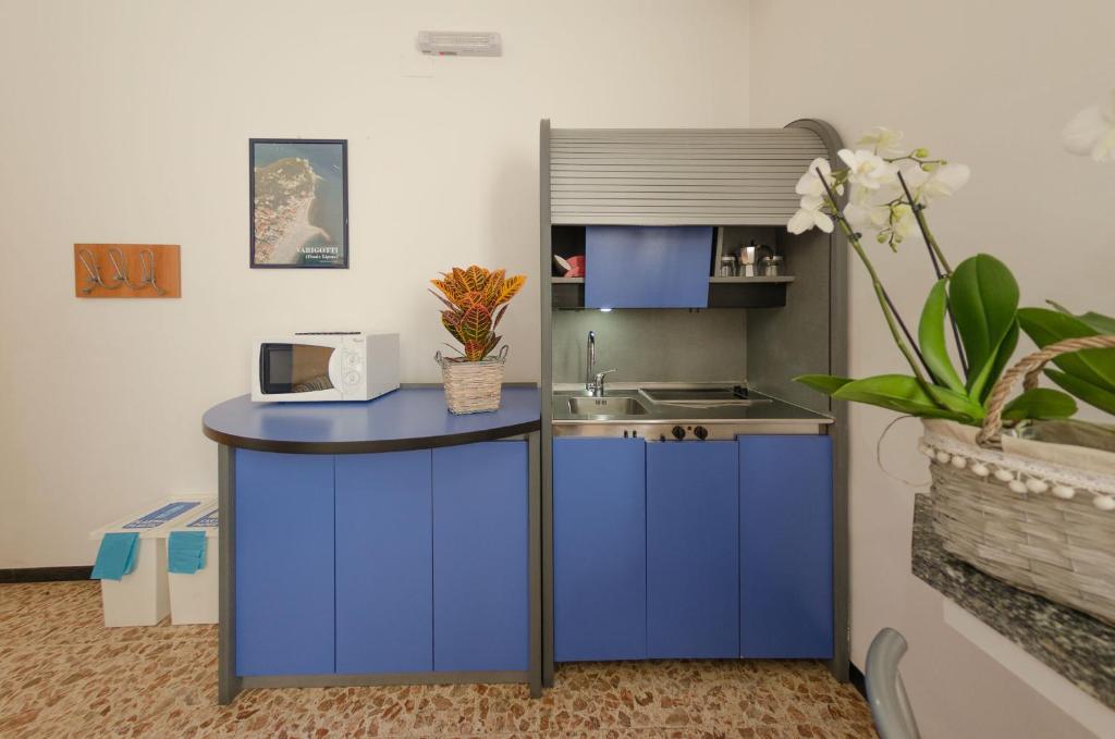 Kuchyň nebo kuchyňský kout v ubytování Residenza Adelaide