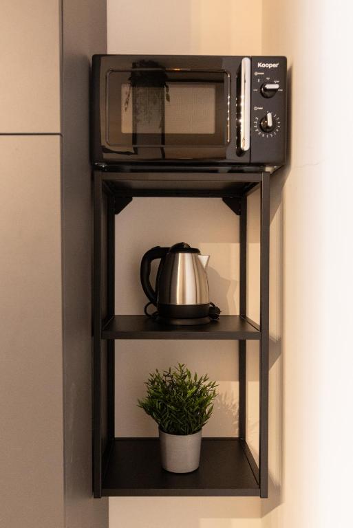 Urban Chic Luxury Suite Apartments - 1