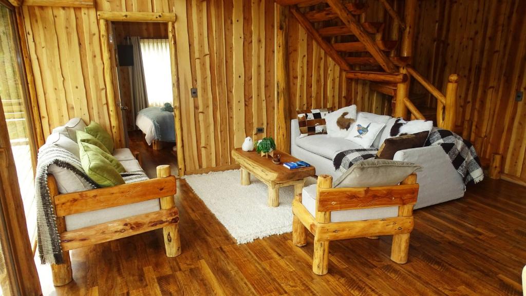 Posezení v ubytování Refugio del Chucao