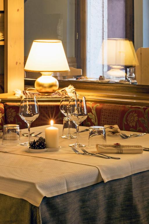 Nápoje v ubytování 13 Comuni Ristorante E Albergo