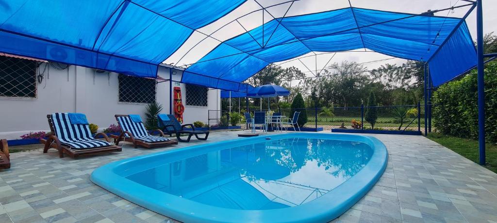 Hồ bơi trong/gần Mediterráneo Relax