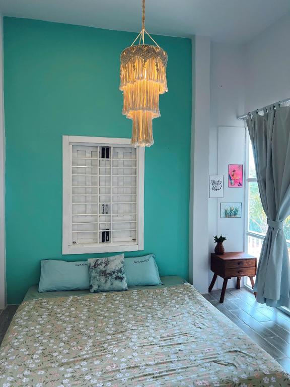Giường trong phòng chung tại Chon's Dock Homestay &amp; House Lease