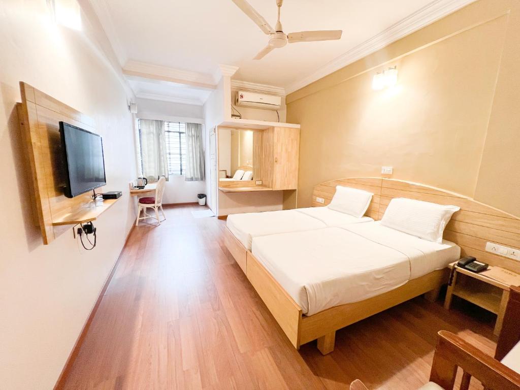 Hotel Vellara - Double Room