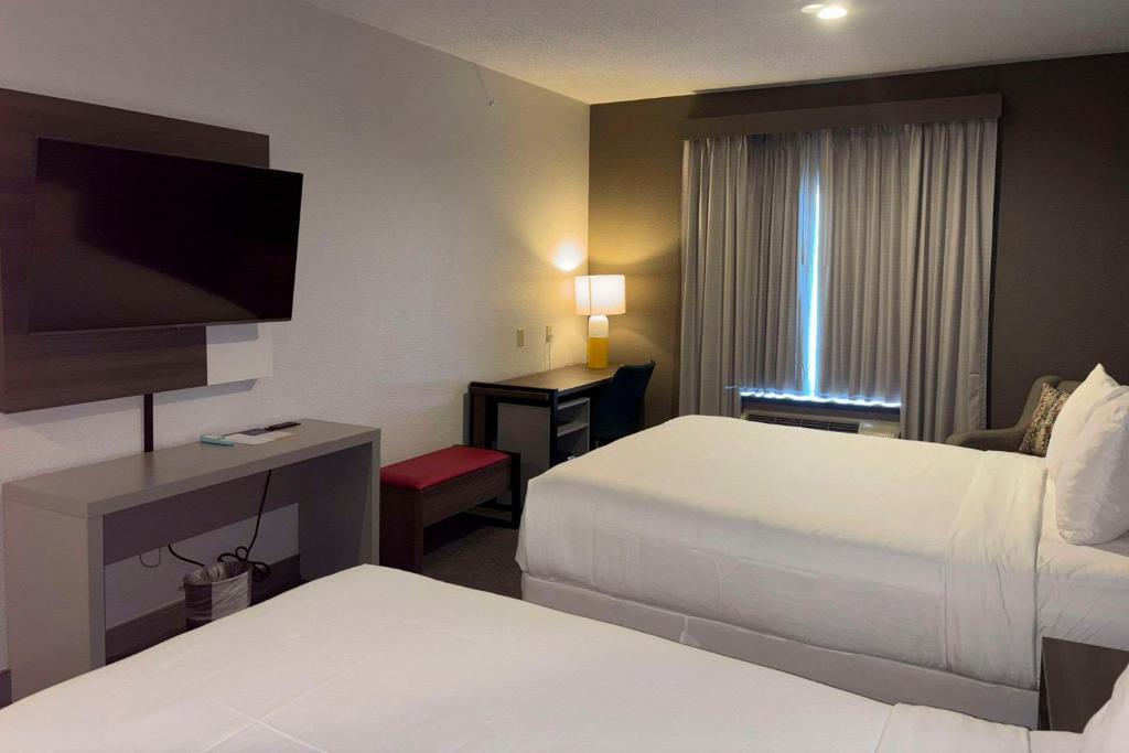 Comfort Inn & Suites - Habitación Queen Con Dos Camas Queen